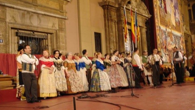 València: Cantà tradicional a la Mare de Déu dels Desemparats